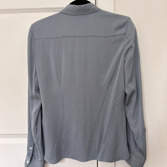 Theory silk shirt in cloud blue color | Size: M - Picture 6 of 6